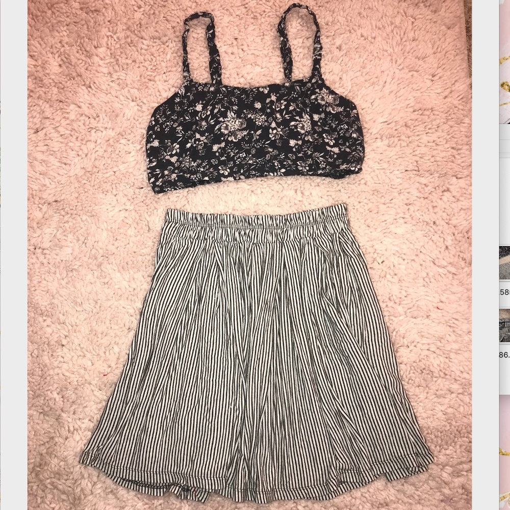 Brandy Melville crop top and skirt set- One Size